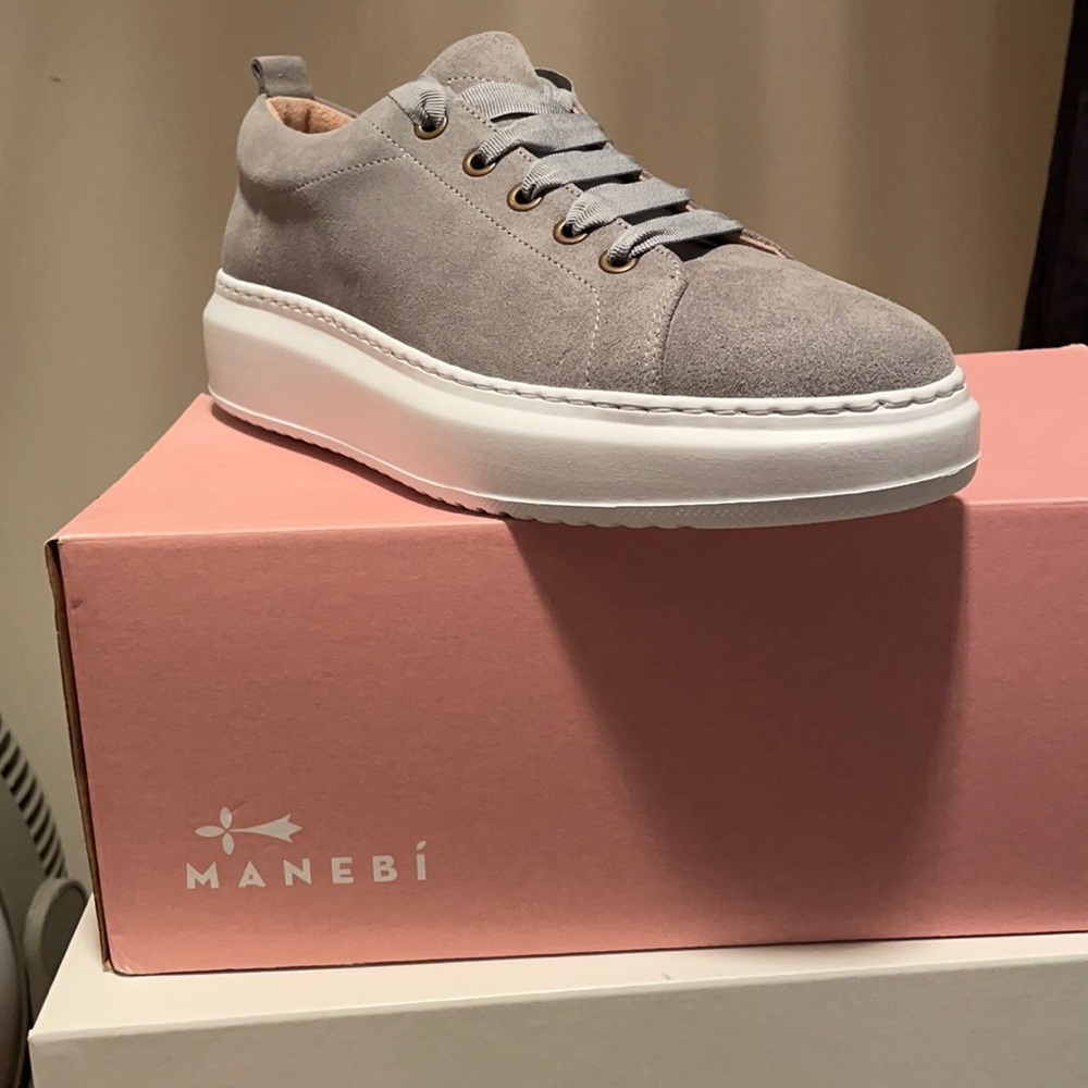 Size 39 Gray platform sneakers
